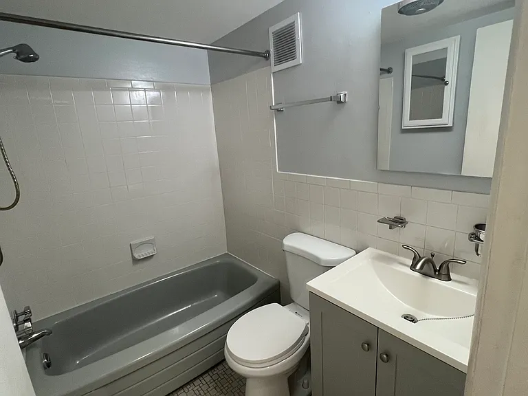 4360 Ivymount Ct #13 — Photo 7