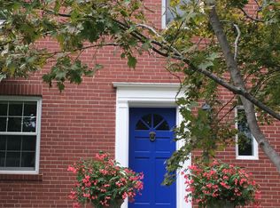 654 Hollywood Pl, Saint Louis, MO