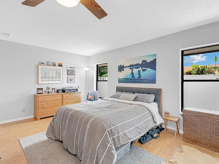 378 SW 28th Ave — Photo 14