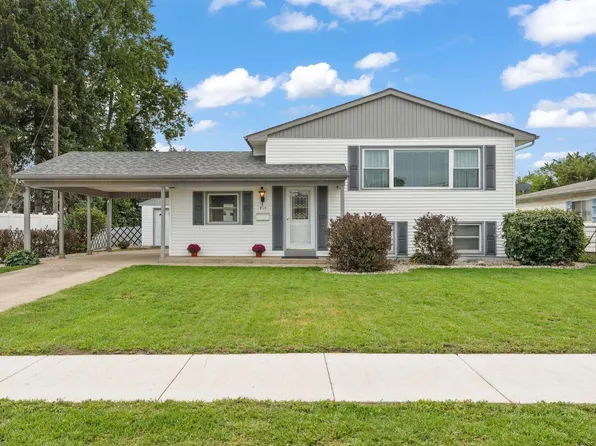 715 E 39th Ln, Griffith, IN 46319