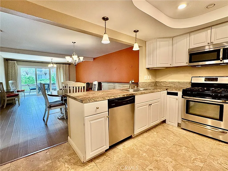 27062 Mill Pond Rd — Photo 2