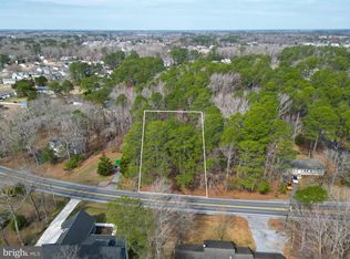 166 Central Ave, Ocean View, DE 19967