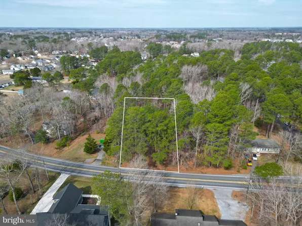 166 Central Ave, Ocean View, DE 19967