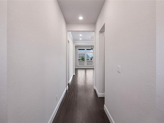 4th image of 7800 Krause Springs Dr