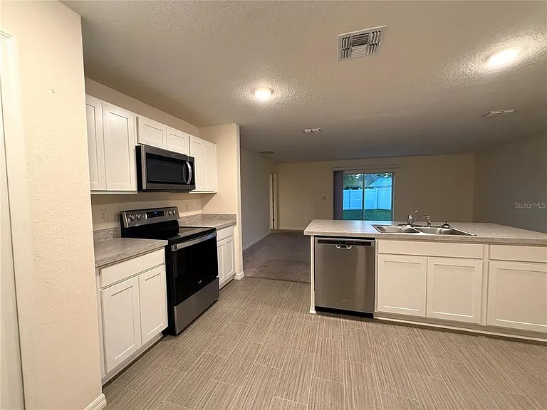 44 Pineapple Dr — Photo 8