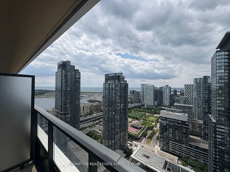 3 Concord Cityplace Way #3902 — Photo 4