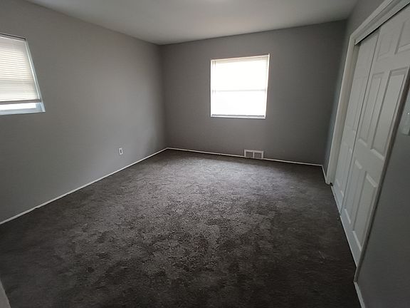 5th image of 2021 Louise St