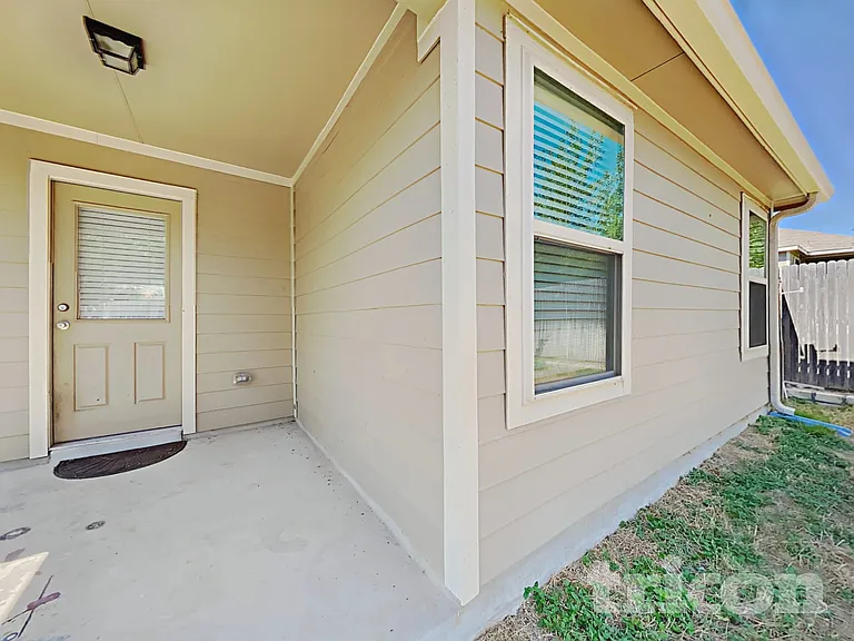 1934 Marbach Woods — Photo 16