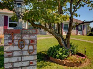 100 Deerwood Rd, Charlottesville, VA 22911