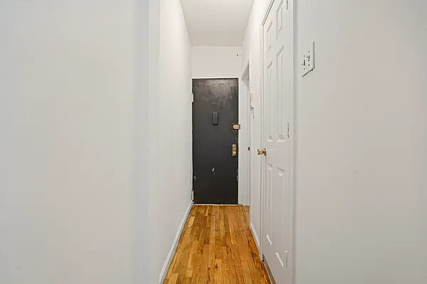 Rented by Julianna Realty Corp | media 21