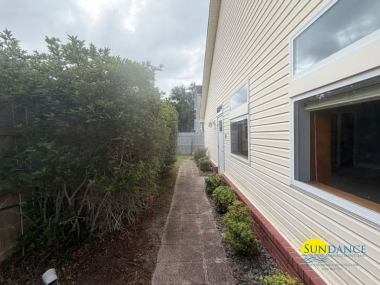4504 Boca Dr — Photo 38