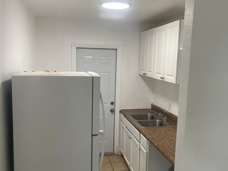 3033 2nd St #1 — Photo 8