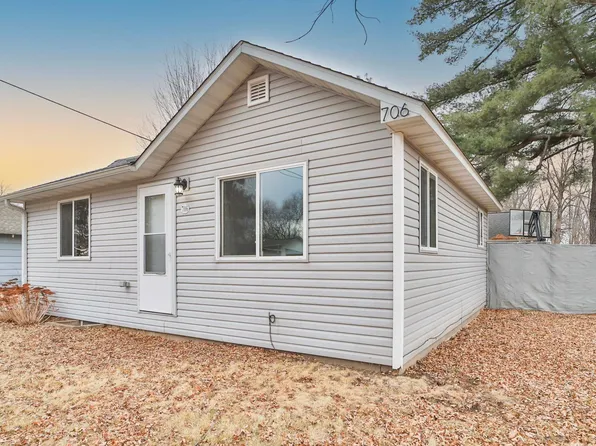 706 Nessawae Ave W, Onamia, MN 56359