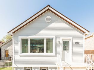 1022 W 34th Pl, Chicago, IL 60608