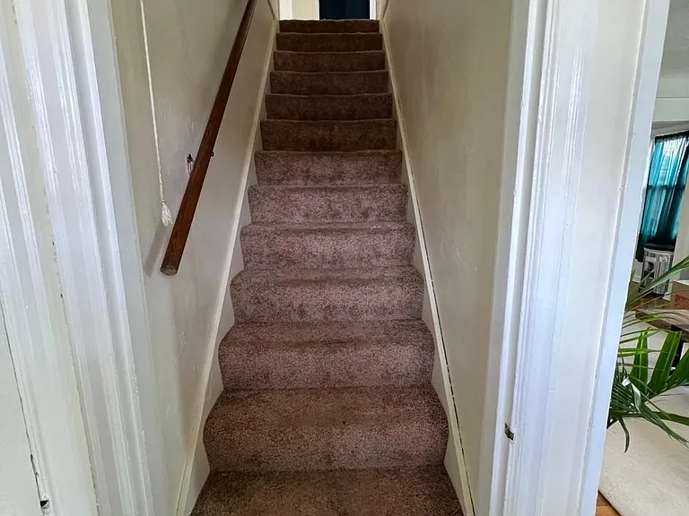 8301 NE Hassalo St — Photo 30