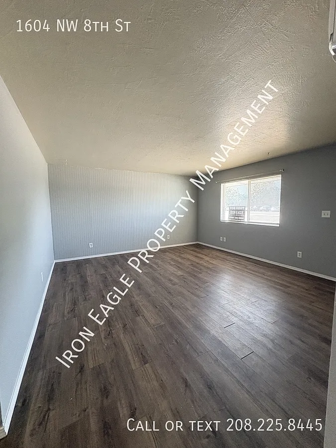 2 bed, 1.0 bath, 850 sqft, $1,295 — Photo 4