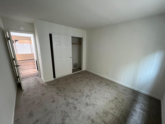 5th image of 908 Roswell Ave APT 3