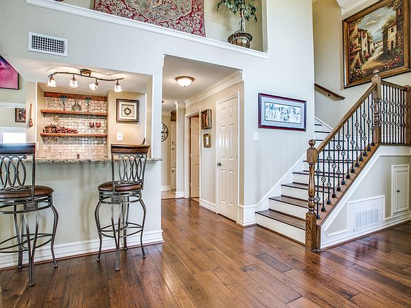 4th image of 3004 Crickett Dr