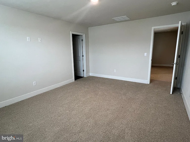 5195 Crooked Ln — Photo 10