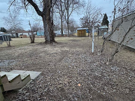 5th image of 2419 Avenue G