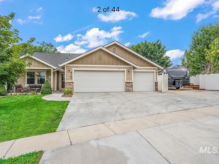 4360 Alderstone St — Photo 1