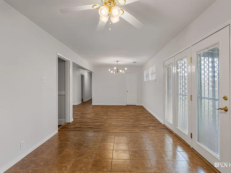 1604 Parkdale Dr — Photo 12