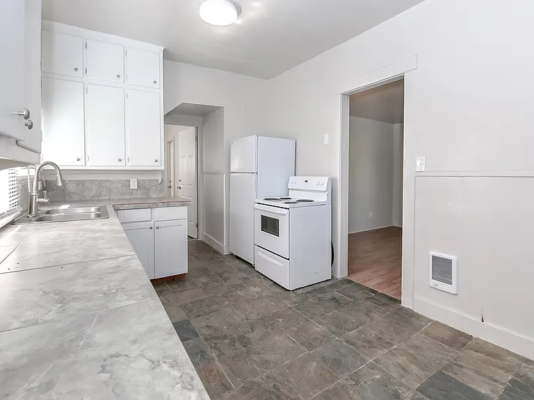3719 S Thompson Ave #2 — Photo 7