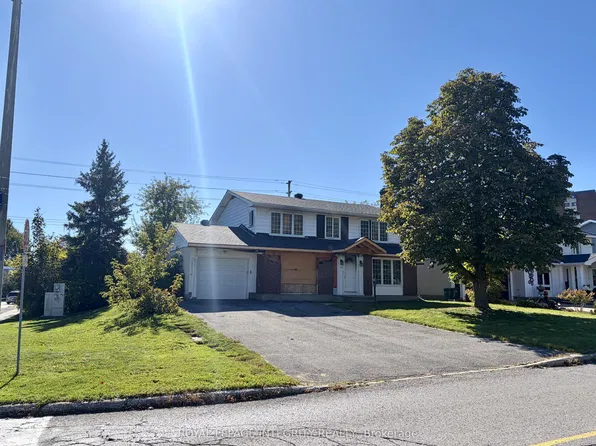 79 Beaver Rdg, Ottawa, ON K2E 6E2