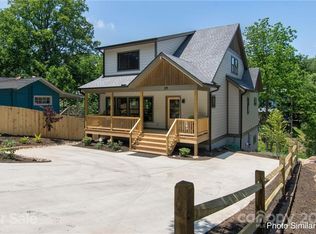 70 Jonestown Rd, Asheville, NC 28804