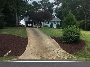 807 S Creek Rd, Nebo, NC 28761