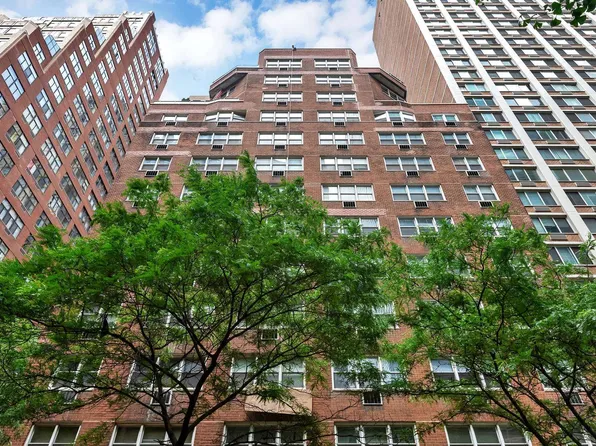 321 East 45th Street