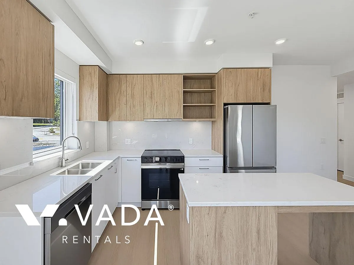 82 First Street New Westminster — Photo 4