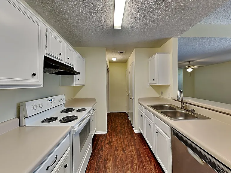 4509 Ebbtide Ct — Photo 4
