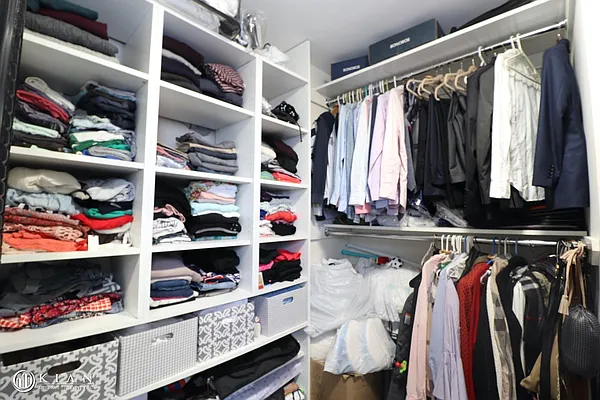 Sold by Kian Realty | media 28