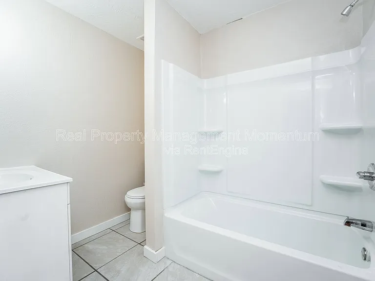 1118 W Fairplay St #A — Photo 12