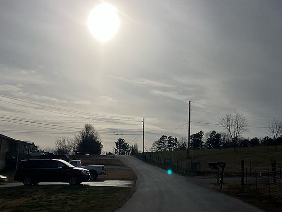 4th image of 560 Anderson Loop