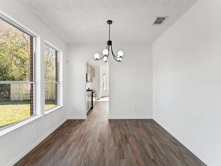 2830 Fern Hill Dr — Photo 4