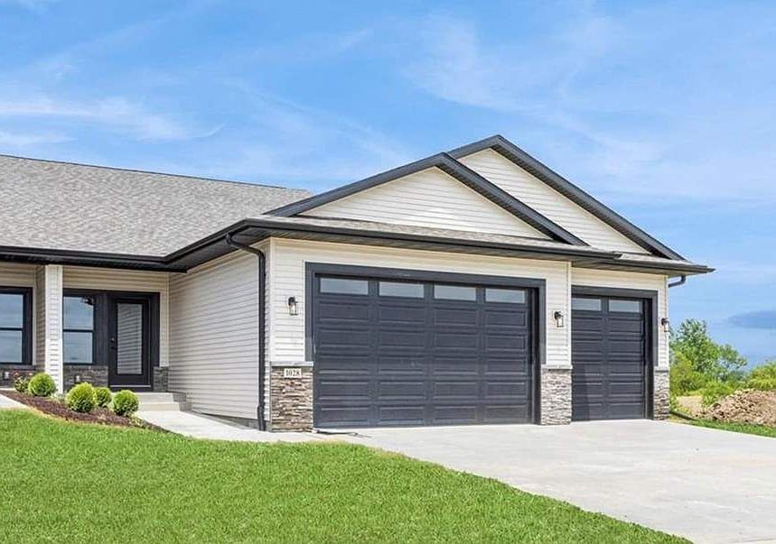 1st image of 1028 Highland Trl