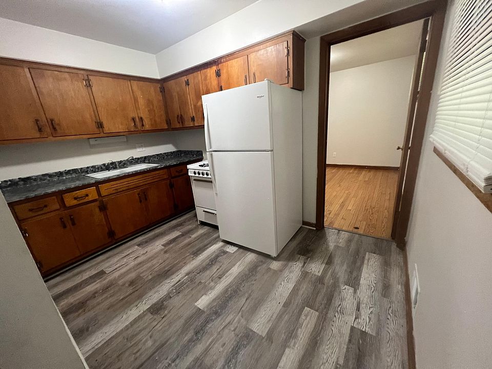 1st image of 1106 22nd Ave #4