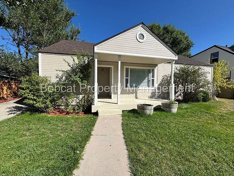 509 Westview Ave photo 1