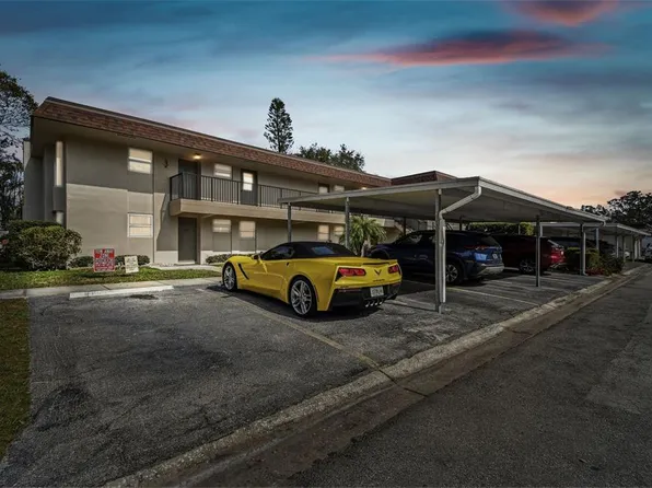 9945 47th Ave N APT 206, Saint Petersburg, FL 33708