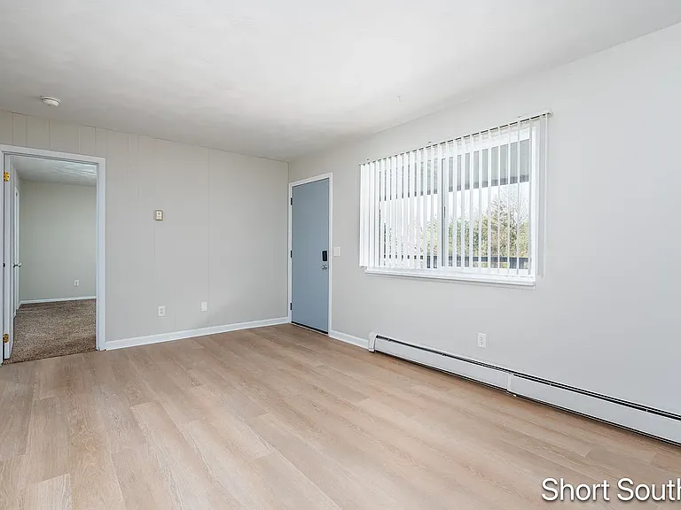 Lakewood Apartments — Photo 5