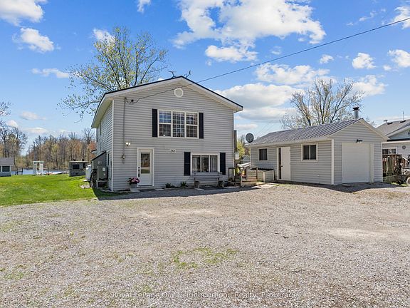 3rd image of 261 River Rd E