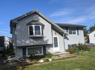 303 Spruce St, Norwalk, IA 50211
