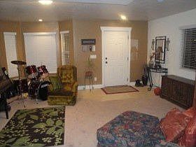 4th image of 113 S Tamarak Cir