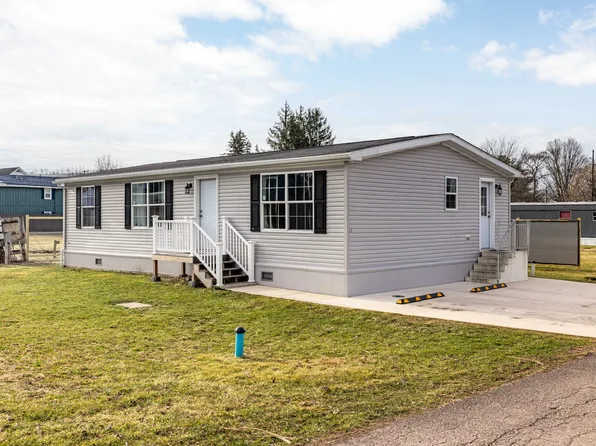 540 Everett St #17, Benton, PA 17814