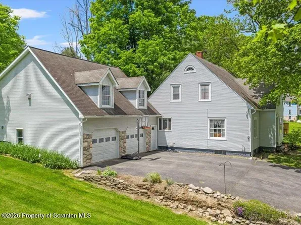 71 Pleasant Ave, Thompson, PA 18465