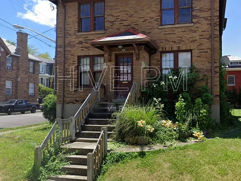 3745 Saint Lawrence Ave #1 — Photo 1