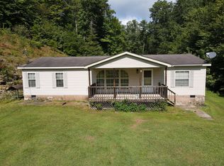 276 Della Mae Rd, Ovapa, WV 25164