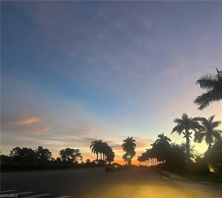 3 bed, 3.0 bath, 2512 sqft, $7,500 — Photo 4